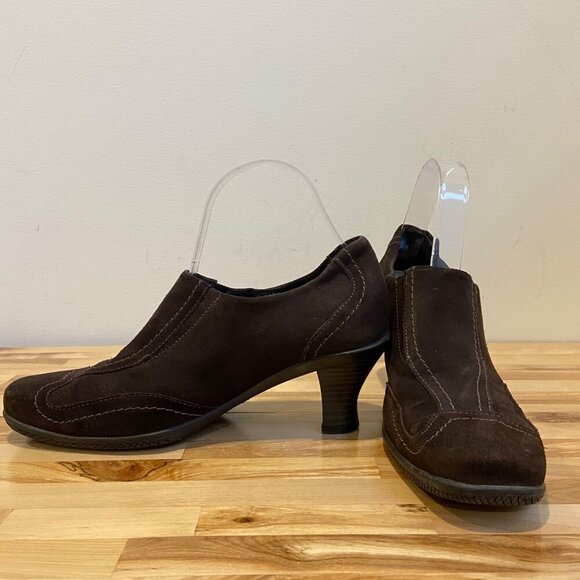 Brown Suede La Canadienne Womens Slip-On Heeled Shoes Size 6.5 waterproof Canada - Picture 6 of 16